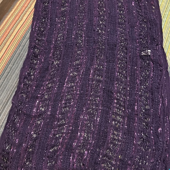 Lot of 4 sparkly scarves - Picture 2 of 6